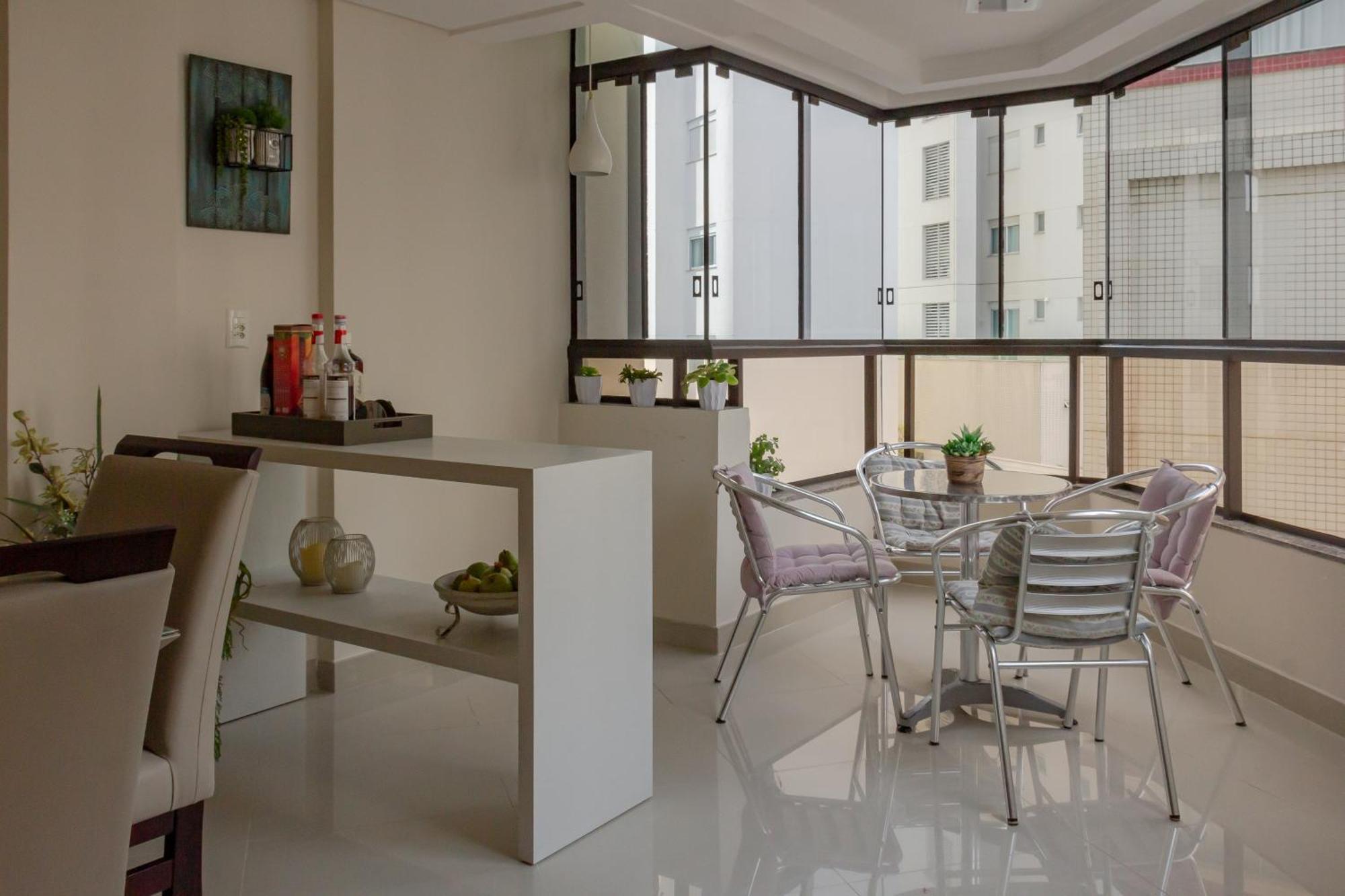 Appartamento Apartamento na Rua 3500, 50m da Praia em Balneário Camboriú P825 Esterno foto